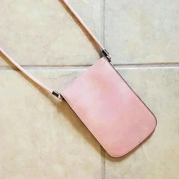 Brand New Pink Leather Crossbody Bag - Picture 2 of 3